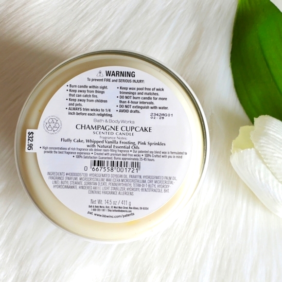 ♥️Feel Love Bath and body works candle - Picture 2 of 4